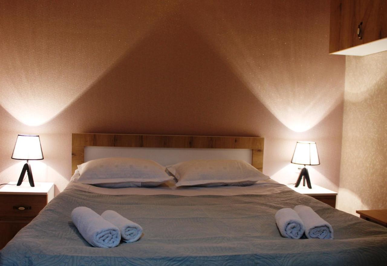 Hotel Marliza メスティア エクステリア 写真