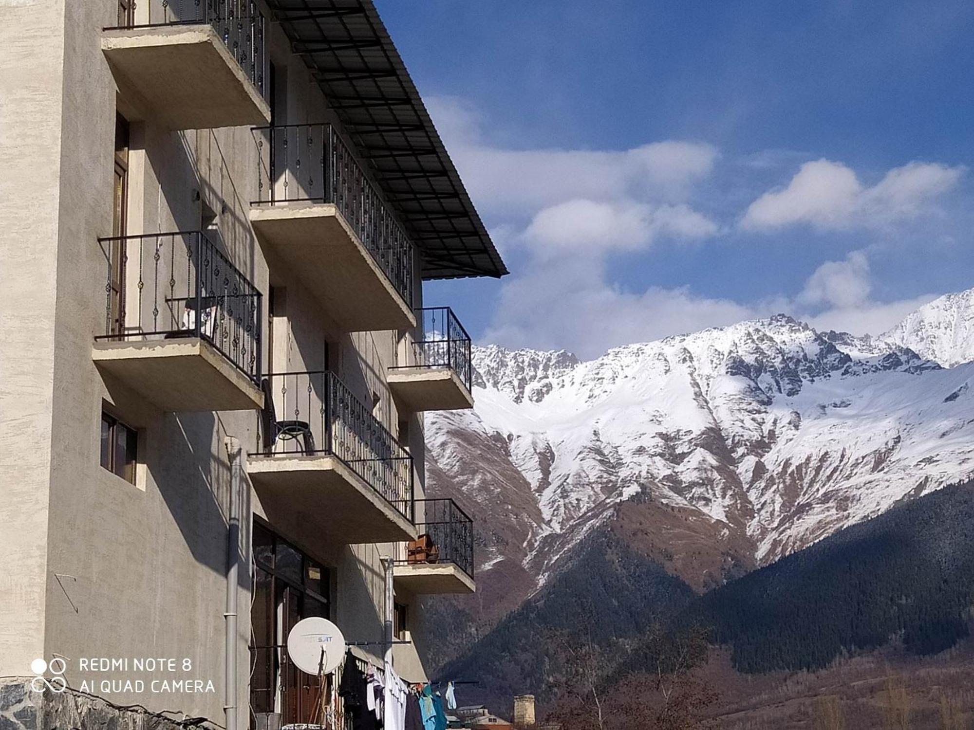 Hotel Marliza メスティア エクステリア 写真
