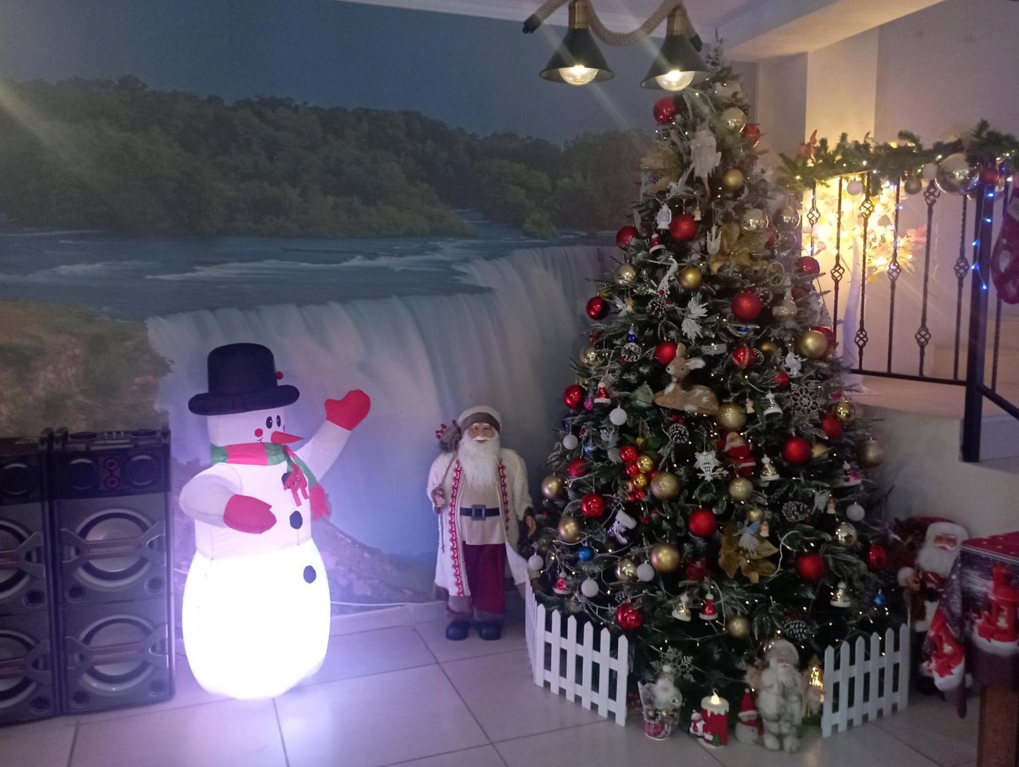 Hotel Marliza メスティア エクステリア 写真